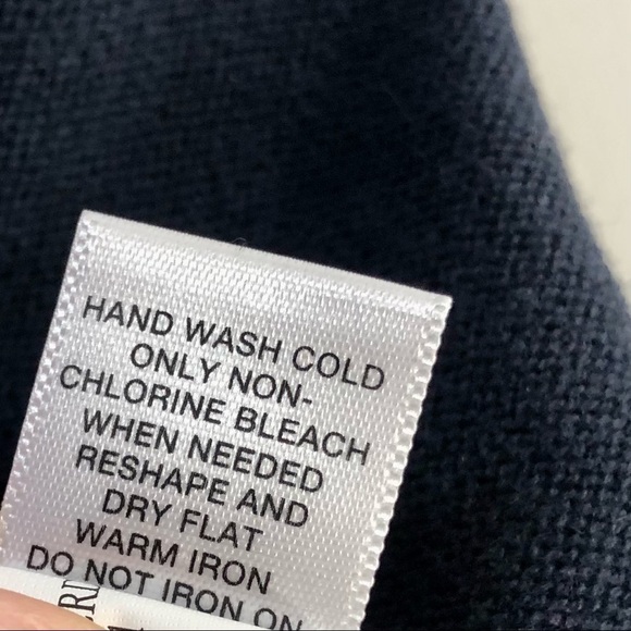 Banana Republic beaded front cardigan hook and eye closure dark navy 100% cotton - Picture 9 of 9